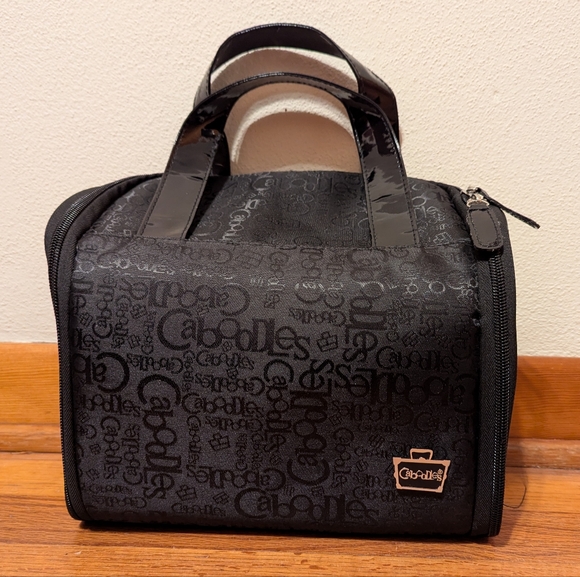 Caboodles Handbags - Caboodles Black Travel Hanging Makeup Accessories Case